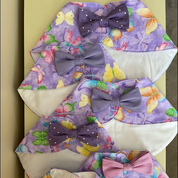 Designer Dog Capes with Bowties - Picture 2 of 8